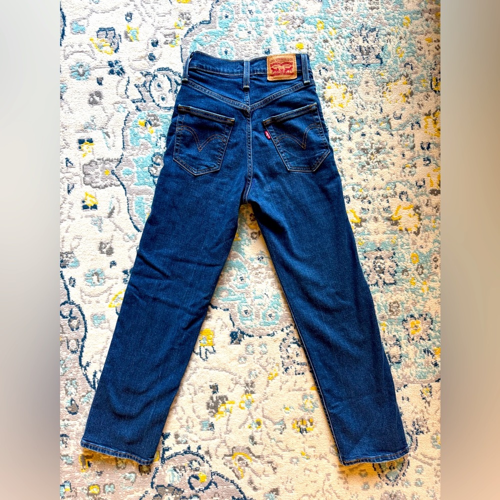 Levi’s Ribcage ankle straight jeans